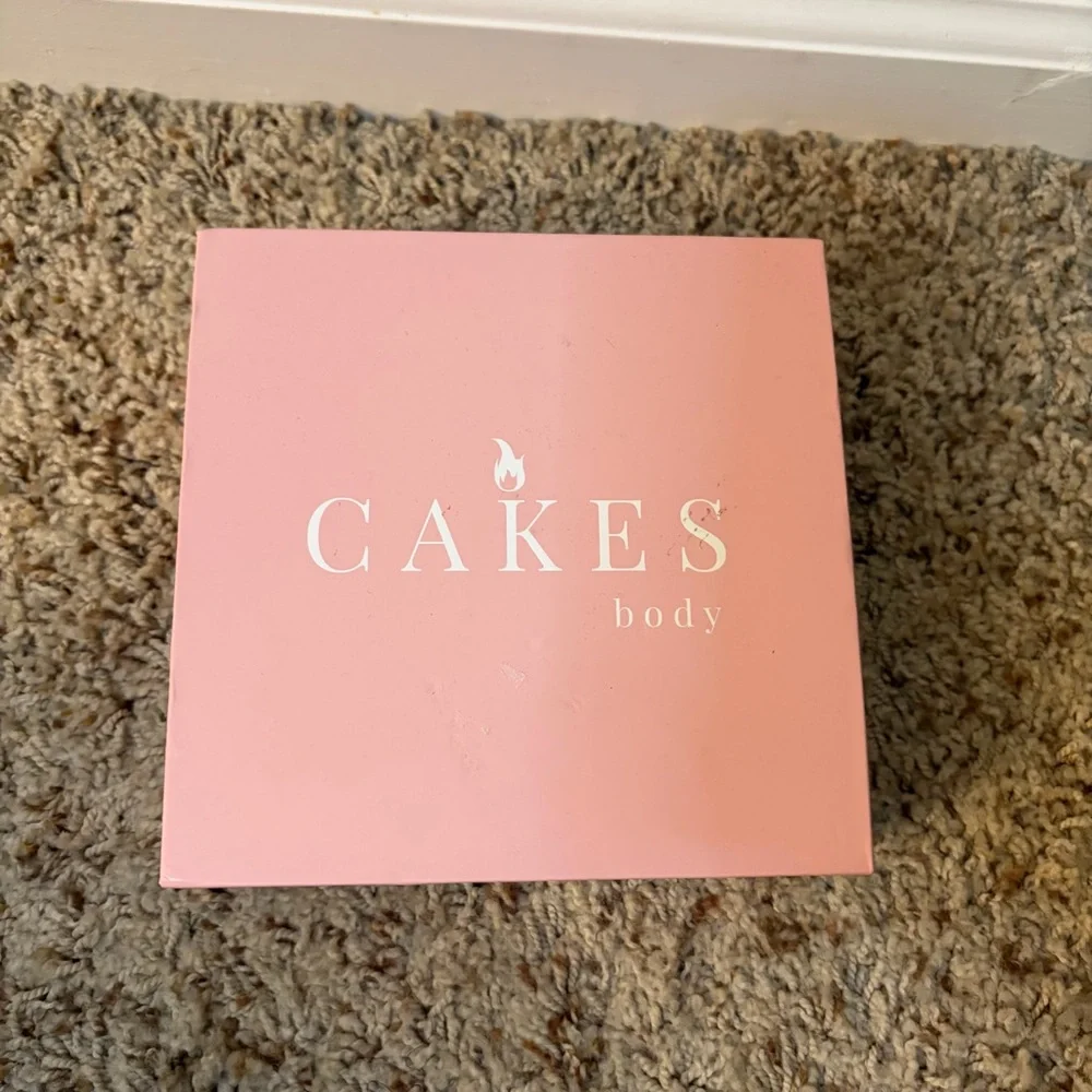 Cakes Nipple Covers - Picture 2 of 6